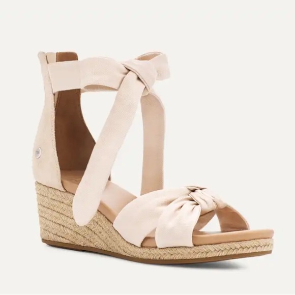 UGG Yarrow Espadrille Wedge Sandal Size 10 - Picture 1 of 6